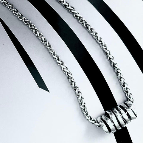 KALUZ Necklace