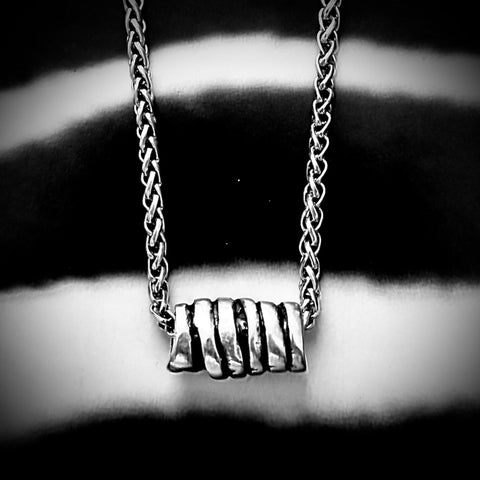 KALUZ Necklace