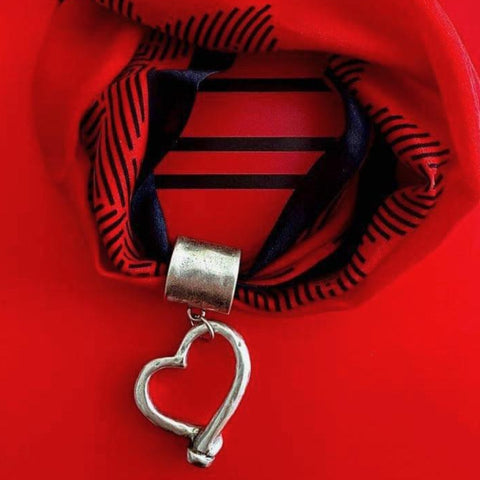 Pendentif Foulard  CALIN