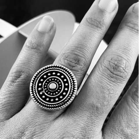 KHAVIAR Ring