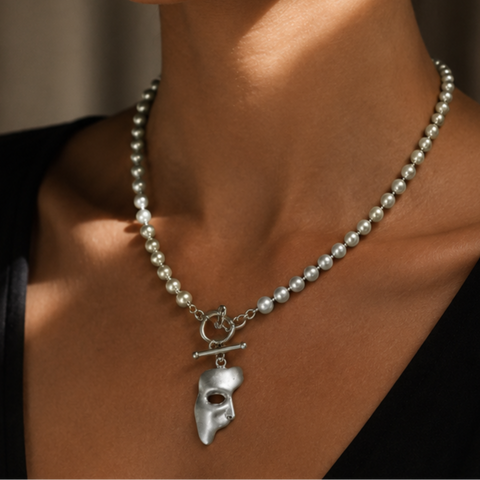 ERIK Necklace