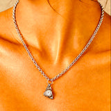 Collier EVA