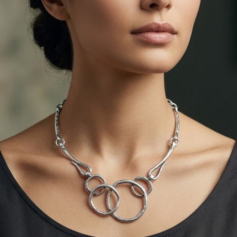 Collier AURA