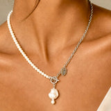 KLERVIA Necklace